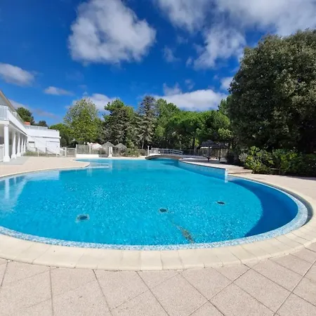 Maison Bord De En Vendée Сasa de vacaciones *